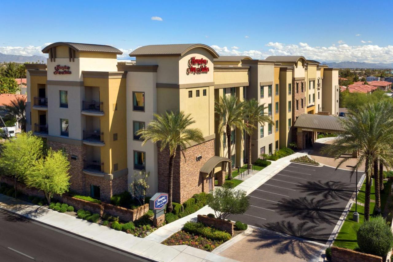 Hampton Inn & Suites Phoenix/Tempe Exterior photo