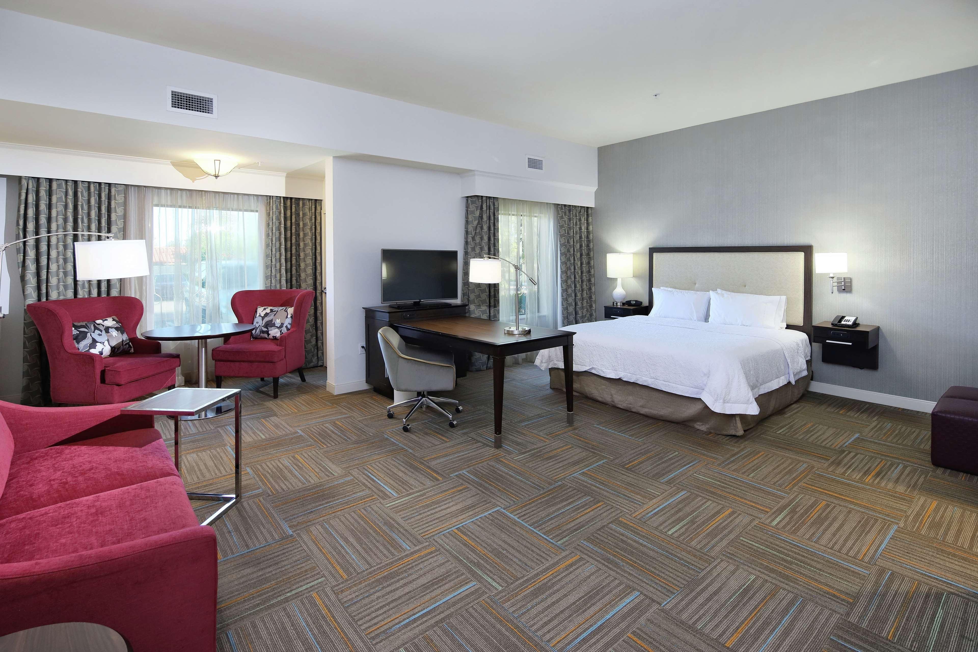Hampton Inn & Suites Phoenix/Tempe Interior photo