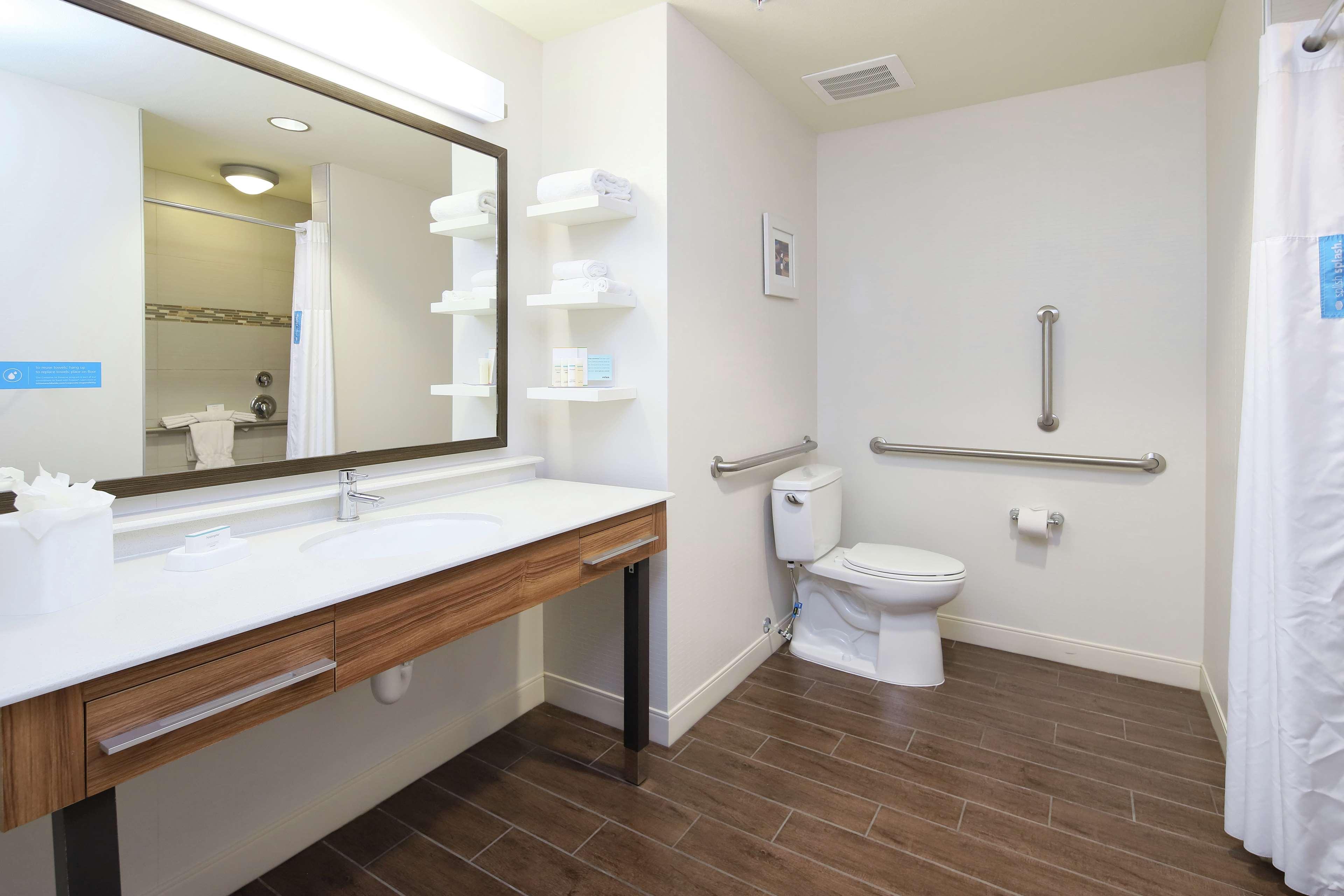 Hampton Inn & Suites Phoenix/Tempe Room photo